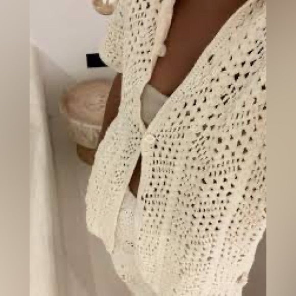 NWOT Maurie and Eve crochet top 8 - Picture 2 of 6